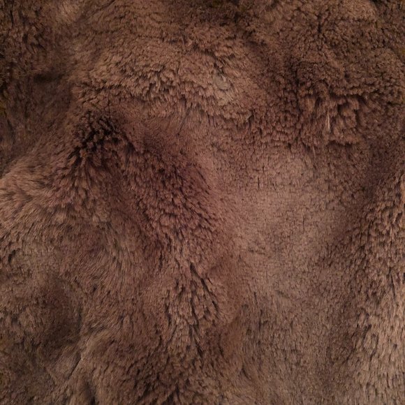 NWOT Reversible Faux Fur Plaid Vest - Picture 3 of 6